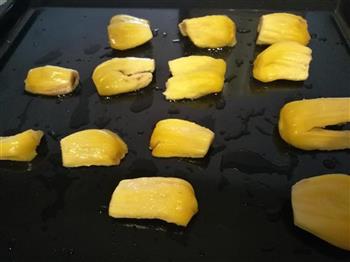 烤菠萝蜜干的做法步骤3