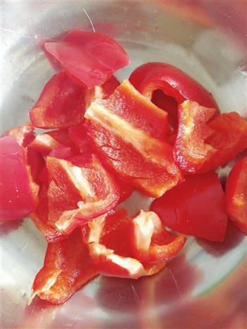 红椒汁焖饭和炒饭的做法步骤2