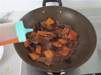 豆腐菌菇炒肉片的做法步骤10