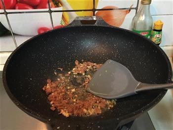 扁豆香菇焖饭的做法步骤6