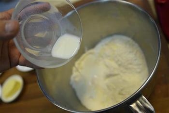 酸奶提子面包的做法图解3