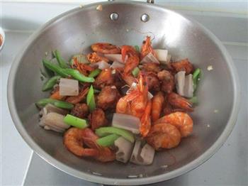 干锅鸡翅虾的做法步骤9