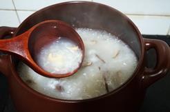 潮汕海鲜砂锅粥的做法图解13