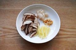 潮汕海鲜砂锅粥的做法图解8