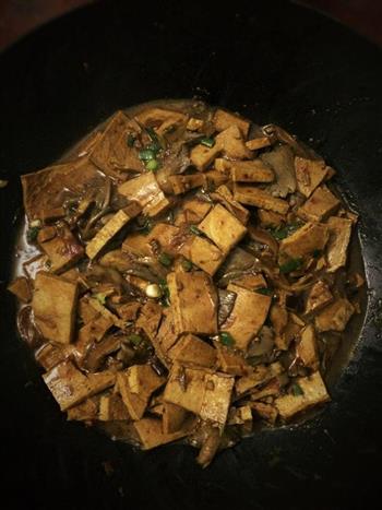 平菇素烧千叶豆腐的做法步骤10