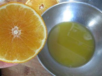 纯橙汁果冻的做法图解2