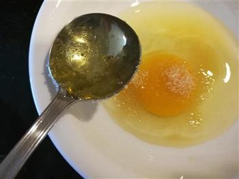 糖油蒸鸡蛋的做法步骤4