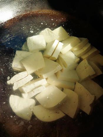 葱烧豆腐块的做法步骤3