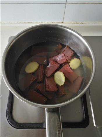 水煮鸭血豆腐的做法图解2