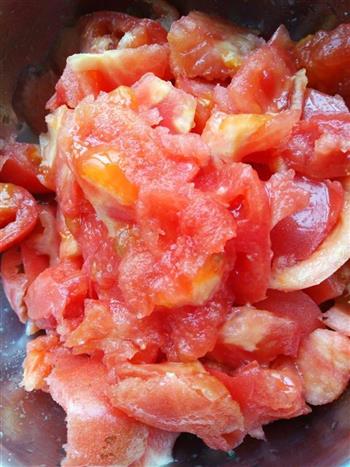浓西红柿汤面的做法步骤2