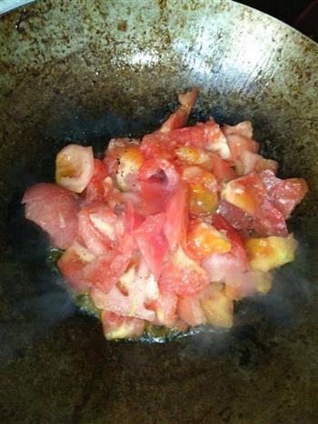 浓西红柿汤面的做法步骤3