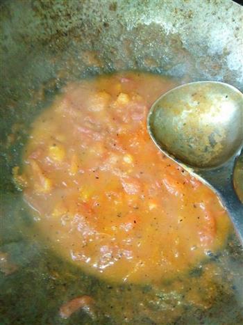浓西红柿汤面的做法步骤4