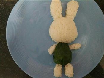小兔子乖乖儿童餐的做法步骤3