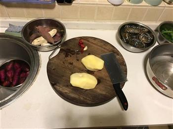 自创红薯丸子和炸薯条的做法步骤1