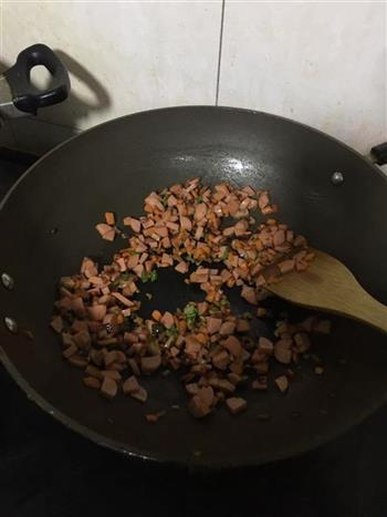 海米火腿蛋炒饭的做法步骤6