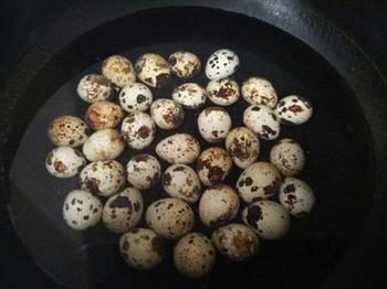 红烧排骨鹌鹑蛋的做法图解2