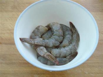鲜虾焗饭的做法步骤1