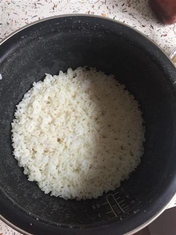 原味炒米饭的做法步骤1