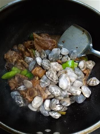 铁锅蛤蜊鸡的做法步骤11