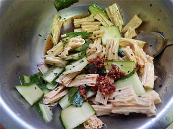 黄瓜凉拌腐竹的做法步骤10
