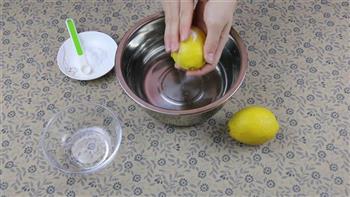 自制蜂蜜柠檬茶的做法步骤2