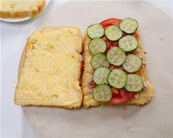 吞拿鱼肉松三明治的做法图解10