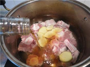大补气血牛尾汤的做法步骤4