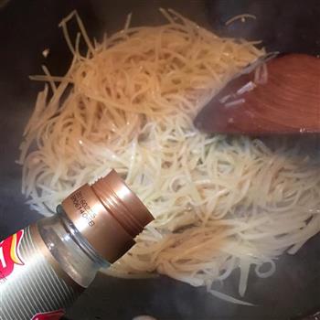 酸辣土豆丝的做法步骤9