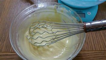 酸奶肉松蛋糕的做法步骤5