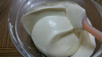 酸奶肉松蛋糕的做法步骤9