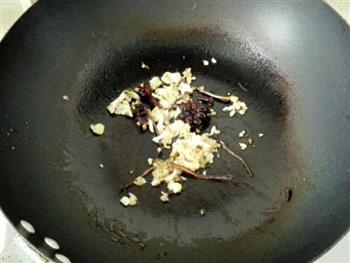 天津传统早餐锅巴菜的做法步骤5