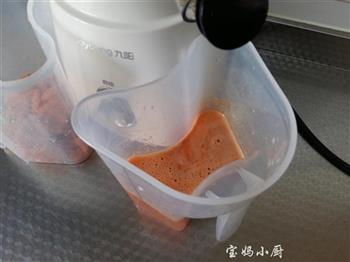 胡萝卜苹果汁的做法图解4