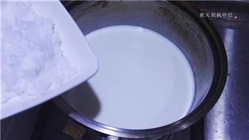 火龙果鲜奶布丁的做法步骤6