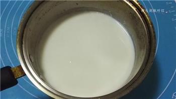 火龙果鲜奶布丁的做法步骤7