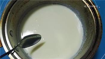火龙果鲜奶布丁的做法步骤9