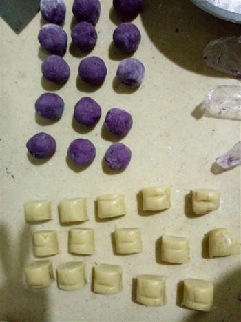紫薯紫米红豆月饼的做法图解10