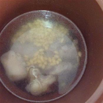 清炖猪蹄黄豆汤的做法步骤4
