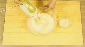 芒果千层蛋糕在家用平底锅就能做的做法步骤9