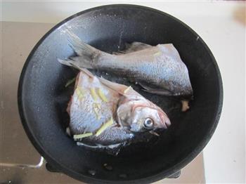 豆瓣烧鱼的做法步骤4