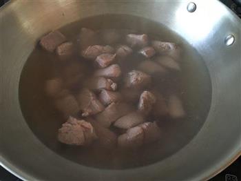 新疆羊肉抓饭的做法步骤2