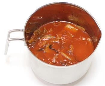 韩式金枪鱼泡菜汤的做法步骤3