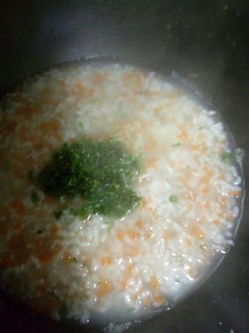 菠菜胡萝卜牛肉大米粥的做法步骤4