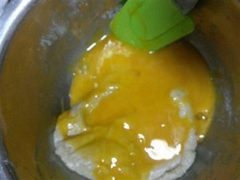 奶油芒果蛋糕卷的做法步骤7