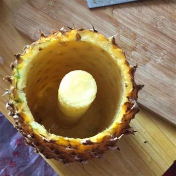 爱心菠萝饭的做法步骤1