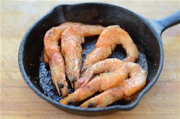 橄榄油黑椒煎大虾的做法步骤5