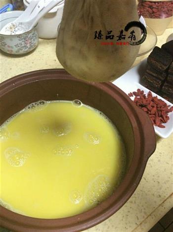 枸杞桂圆红糖姜枣膏的做法步骤2