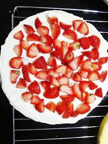 草莓酸奶蛋糕的做法图解14