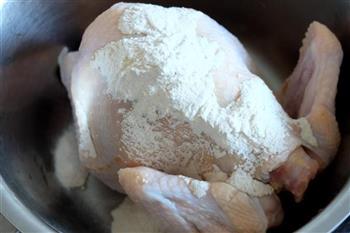 砂锅版盐焗鸡的做法图解2