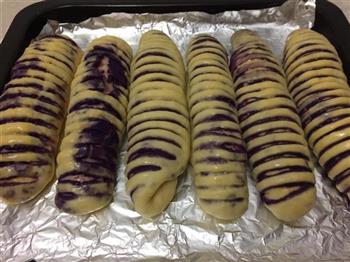 毛毛虫紫薯面包的做法图解13
