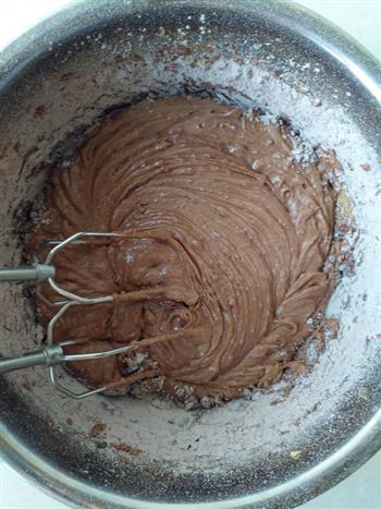 巧克力纸杯蛋糕的做法步骤6